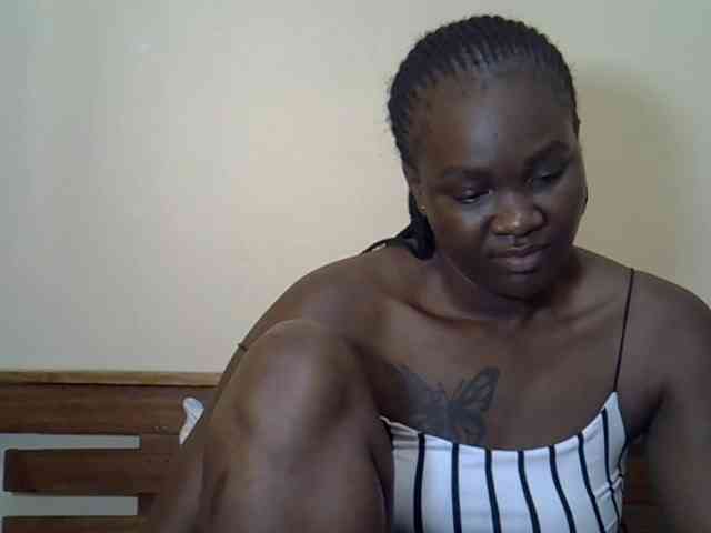 Prettyliz30 webcam
