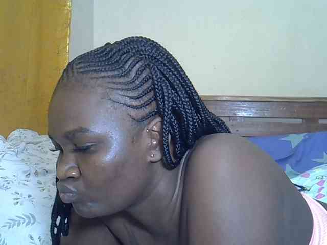Prettyliz30 webcam