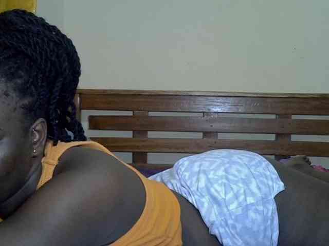 Prettyliz30 webcam