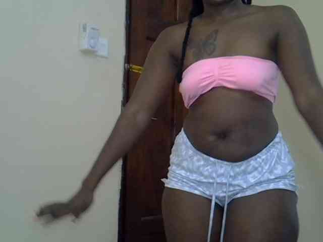 Prettyliz30 webcam