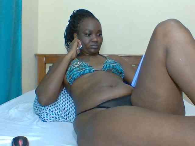 Prettyliz30 webcam