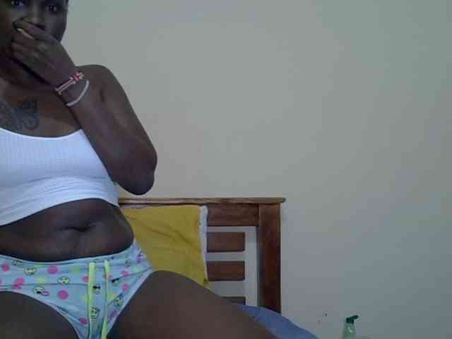 Prettyliz30 webcam