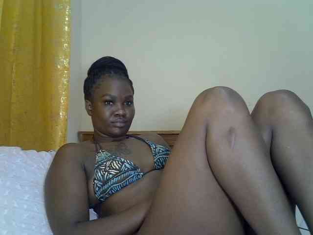 Prettyliz30 webcam