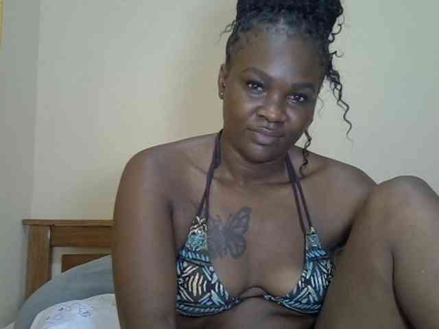 Prettyliz30 webcam
