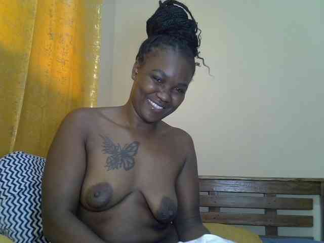 Prettyliz30 webcam