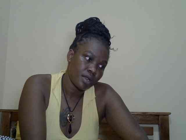 Prettyliz30 webcam