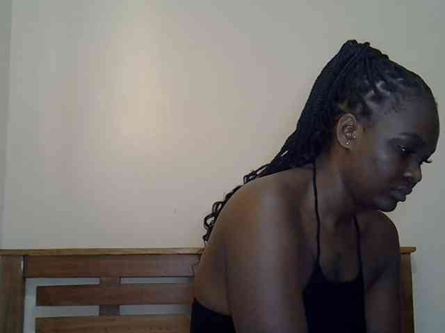 Prettyliz30 webcam