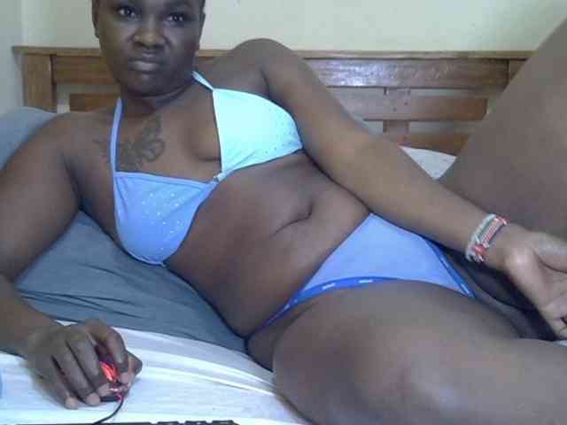 Prettyliz30 webcam