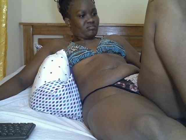Prettyliz30 webcam