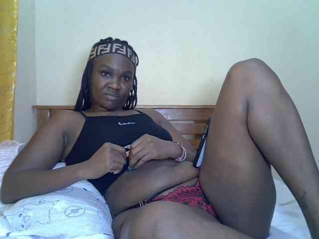 Prettyliz30 webcam