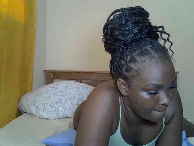 Prettyliz30 webcam