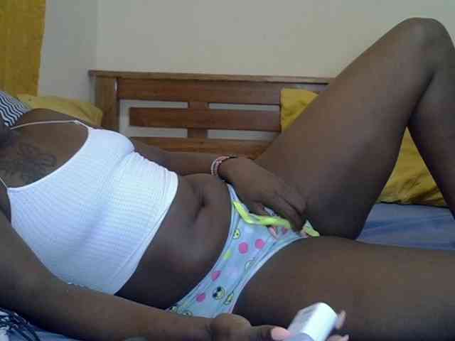 Prettyliz30 webcam