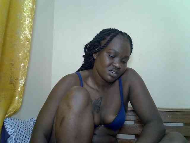Prettyliz30 webcam
