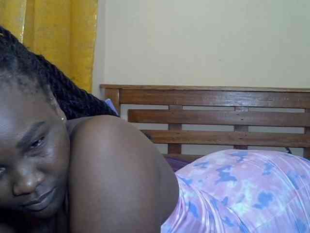 Prettyliz30 webcam