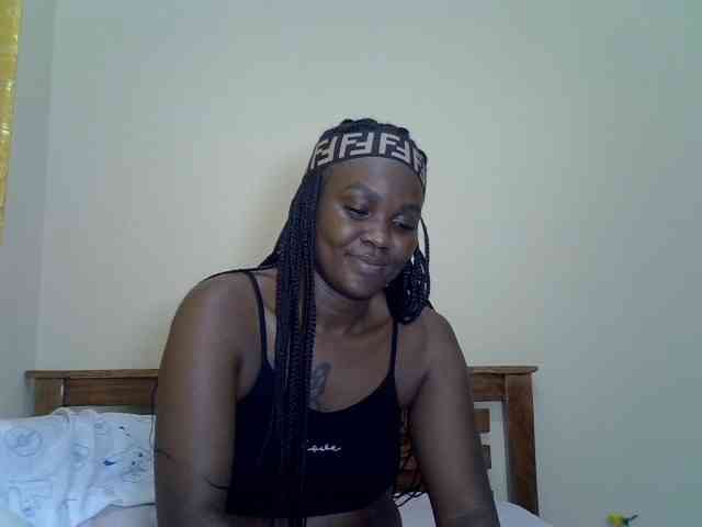 Prettyliz30 webcam