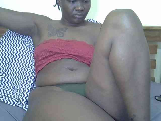 Prettyliz30 webcam