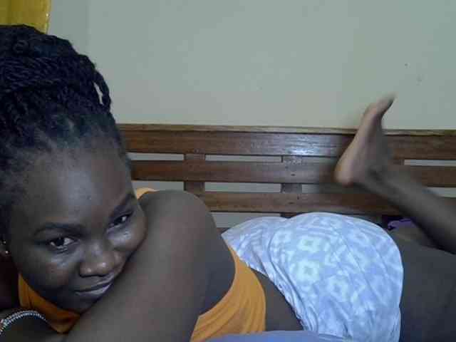 Prettyliz30 webcam
