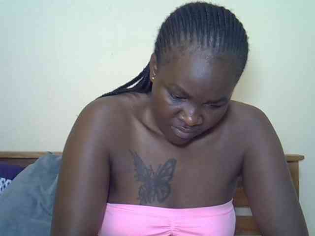 Prettyliz30 webcam