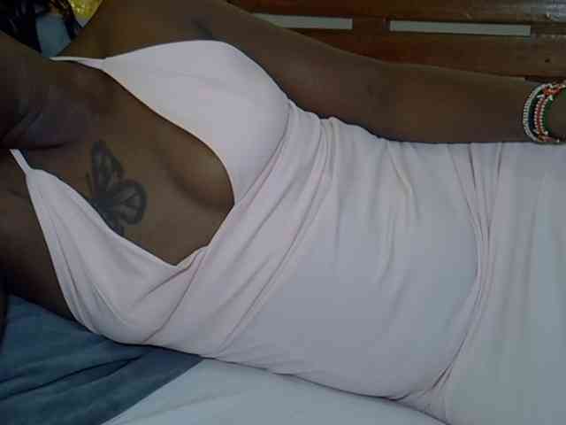 Prettyliz30 webcam
