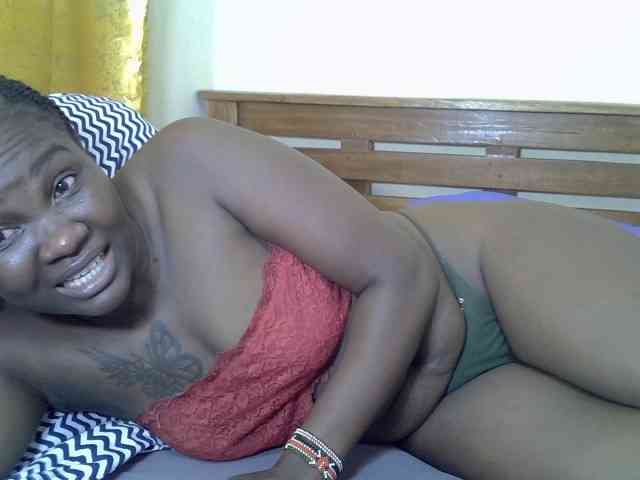 Prettyliz30 webcam