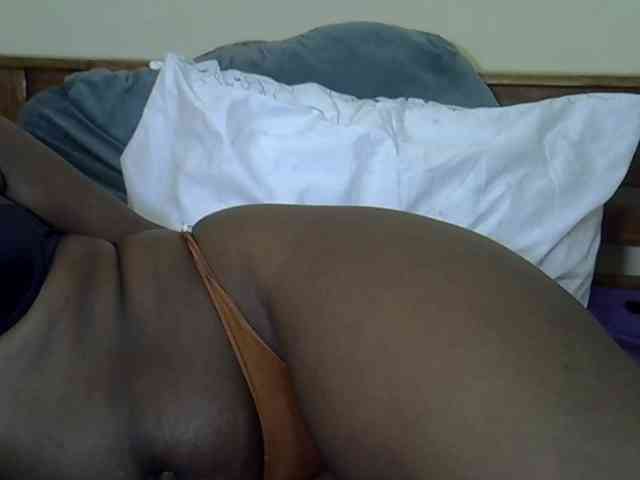 Prettyliz30 webcam