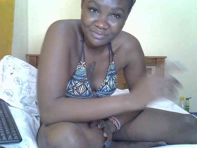 Prettyliz30 webcam