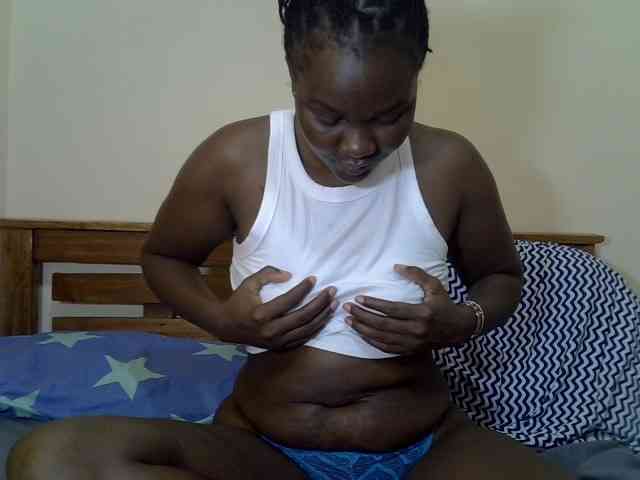 Prettyliz30 webcam