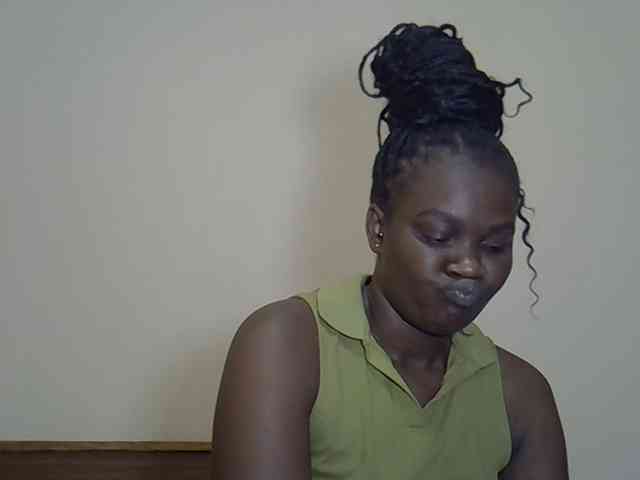 Prettyliz30 webcam