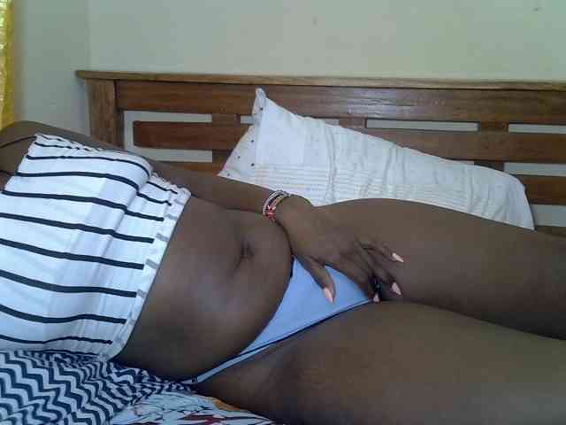 Prettyliz30 webcam