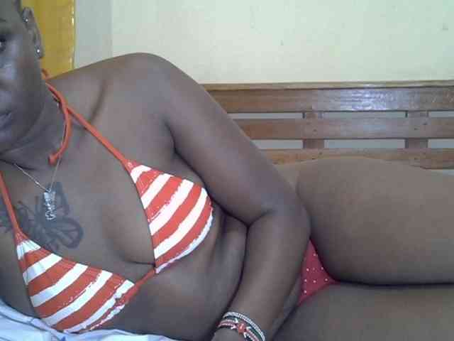 Prettyliz30 webcam