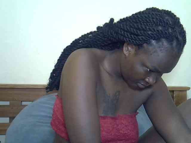 Prettyliz30 webcam