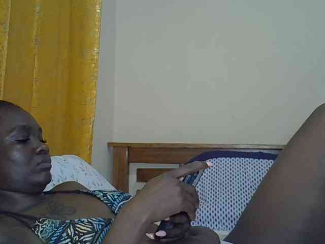 Prettyliz30 webcam