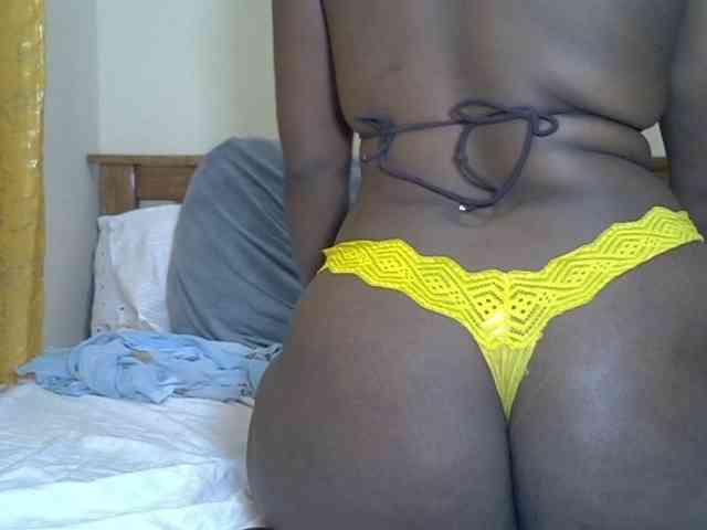 Prettyliz30 webcam