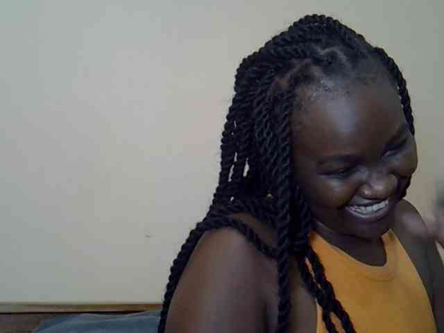 Prettyliz30 webcam