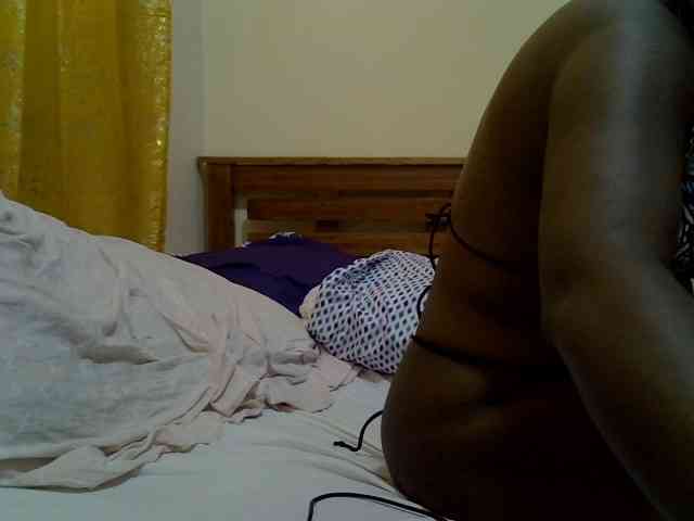 Prettyliz30 webcam