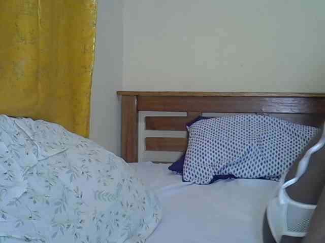 Prettyliz30 webcam