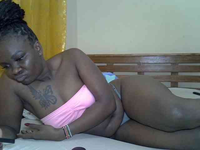 Prettyliz30 webcam