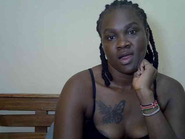Prettyliz30 webcam