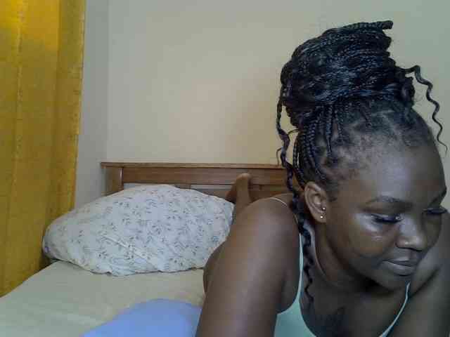 Prettyliz30 webcam
