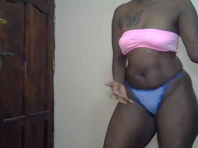 Prettyliz30 webcam