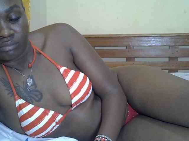 Prettyliz30 webcam