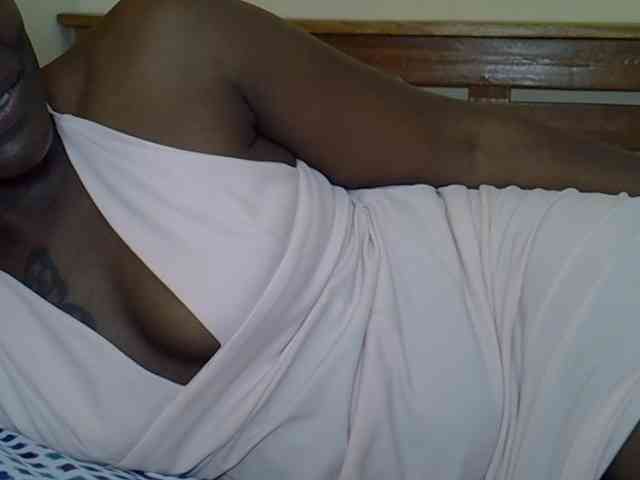 Prettyliz30 webcam