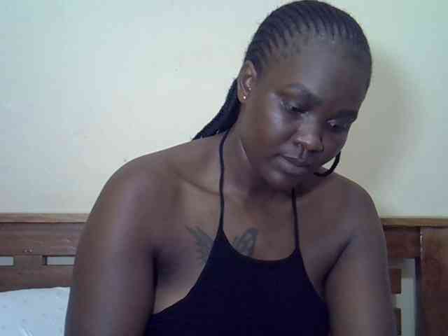 Prettyliz30 webcam