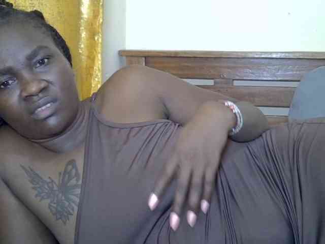 Prettyliz30 webcam