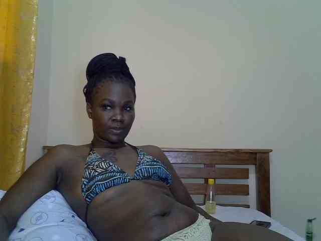 Prettyliz30 webcam