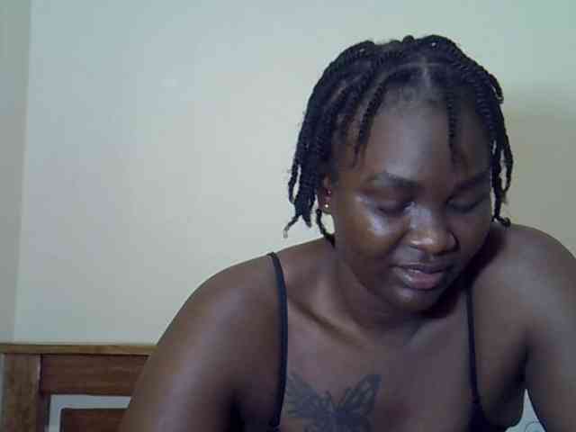 Prettyliz30 webcam