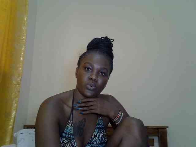 Prettyliz30 webcam