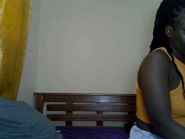Prettyliz30 webcam