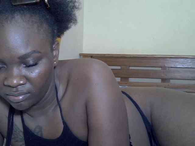 Prettyliz30 webcam