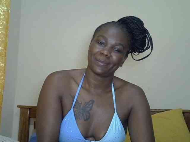 Prettyliz30 webcam